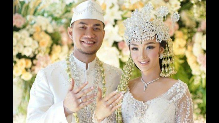 Kecantikan Zaskia Gotik dinikahi Sirajuddin Mahmud.