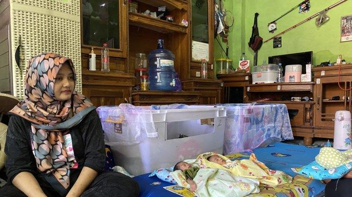 Nuraeni, ibu warga Desa Bodas, Kecamatan Tukdana, Kabupaten Indramayu yang melahirkan bayi kembar 5, Minggu 7 Juli 2024.