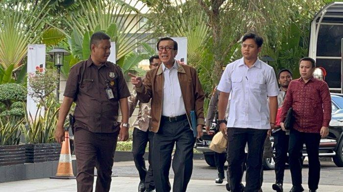 Mantan Menteri Hukum dan HAM Yasonna Hamonangan Laoly diperiksa sebagai saksi terkait kasus buronan Harun Masiku, Gedung Merah Putih KPK, Jakarta, Rabu (18/12/2024).