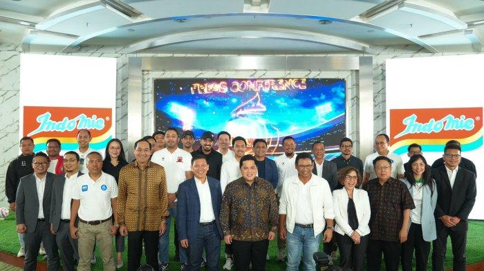 Ketua Umum PSSI, Erick Thohir bersama perwakilan 18 klub menghadiri preskon Liga 1 2024/2025.