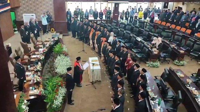 Sebanyak 50 anggota DPRD Kota Bekasia dilantik hari ini di, Senin (26/8/2024).