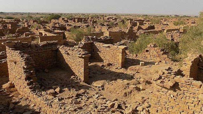 Desa terkutung di Kuldhara, India