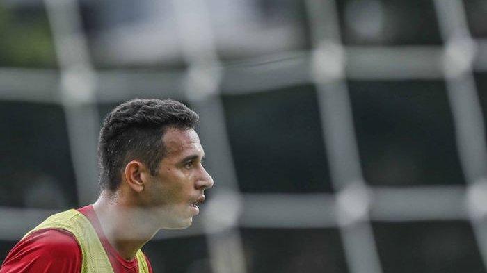 Gelandang asal Brasil, Junior Timbo yang memperkuat Persija Jakarta saat uji coba kontra MC Utama di lapangan ISCI, Ciputat, Tangerang Selatan, Rabu (27/12/2017) sore.