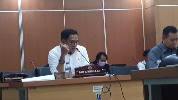 Anggota Komisi B DPRD DKI Jakarta fraksi PKS, Suhud Alynudin. Ia menceritakan pengalaman pribadinya yang difoto kamera ETLE tapi tak kunjung menerima surat tilang.