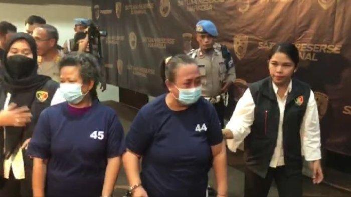 Neneng Komala Dewi, ibu perekam anak dan pacar berhubungan intim di Mapolres Jakarta Timur.