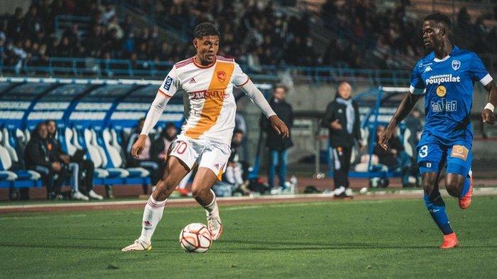 Otak serangan Guadeloupe, Florian David yang kini santer dikabarkan tengah ditawarkan agensi pemain ke Persija Jakarta. Keuntungan berlipat potensi didapatkan Persija Jakarta jika bungkus Florian David, ada 3, satu tak dimiliki 3 idola Jakmania.