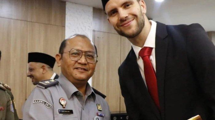 Kiper FC Dallas, Maarten Paes resmi menjadi Warga Negara Indonesia (WNI) pada hari ini, Selasa (30/4/2024)