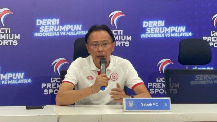 Pelatih Sabah FC, Datuk Ong Kim Swee, dalam konferensi pers usai pertandingan kontra Selangor FC, di Jakarta International Stadium (JIS).