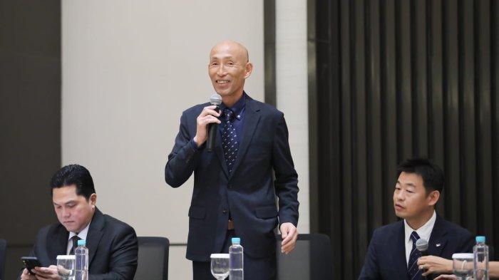 Pelatih asal jepang yakni Mochizuki Satoru secara resmi diumumkan menjadi pelatih baru Timnas wanita Indonesia.