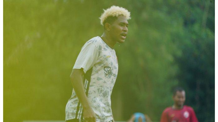 Pemain Persija Jakarta, Braif Fatari menceritakan kemeriahan di Papua tiap ajang Piala Dunia berlangsung.