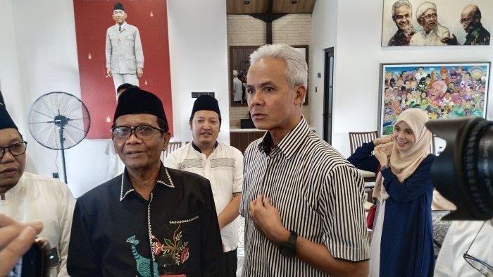 Pertemuan Ganjar Pranowo dan Mahfud MD di rumah Ganjar Pranowo di Tegalsari, Wedomartani, Ngemplak, Sleman untuk silaturahmi, Rabu (10/04/2024).