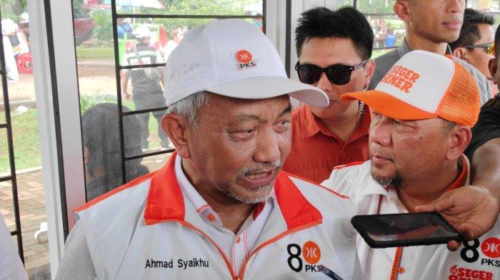 Presiden PKS Ahmad Syaikhu saat dijumpai di Kampanye Akbar di Lapangan Serbaguna Bekasi Timur, Kota Bekasi.
