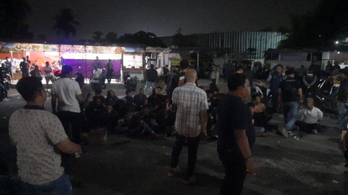 Puluhan terduga pelaku bentrok ormas diringkus polisi di Mustikajaya, Kota Bekasi, Rabu (20/9/2023).