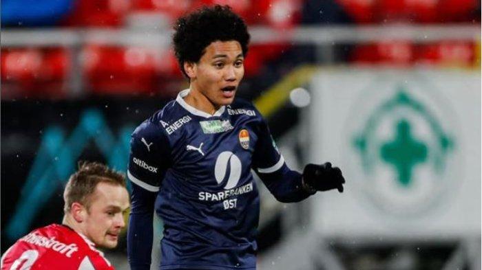 Samuel Silalahi merupakan pemain sepakbola berdarah Batak berkewarganegaraan Norwegia yang bermain di klub Strømsgodset di Liga Utama Norwegia, berposisi sebagai gelandang serang.