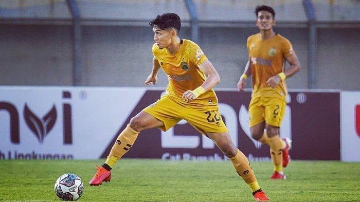 Striker Bhayangkara FC Dendy Sulistyawan