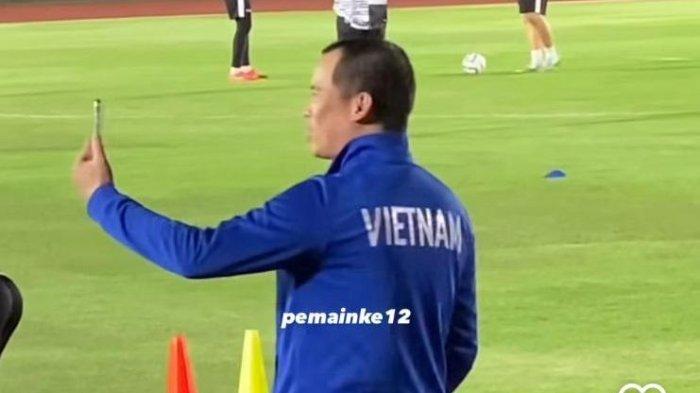 Akun fanbase posting pria asal Vietnam nonton latihan Timnas Indonesia