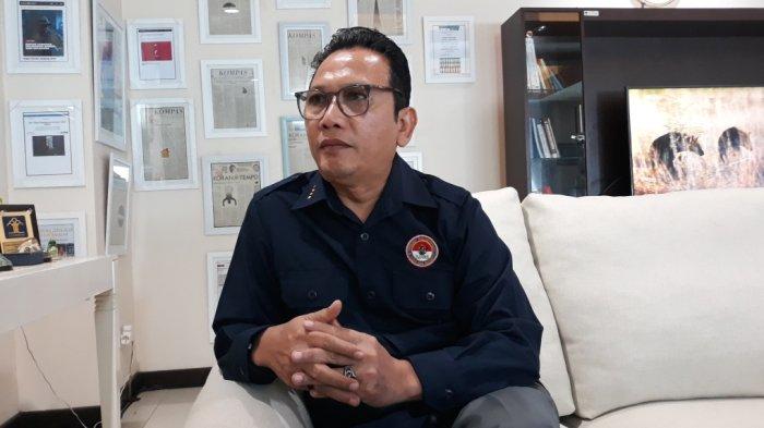Wakil Ketua LPSK Edwin Partogi Pasaribu saat memberi keterangan terkait restitusi yang harus dibayar Mario Dandy, Jakarta Timur, Rabu (26/7/2023).