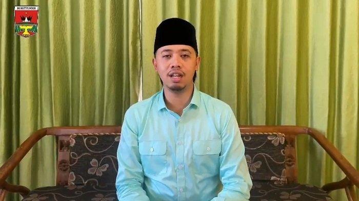 Wali Kota Bukittinggi Erman Safar memberi penjelasan di sebuah video terkait kasus inses di Kota Bukittinggi, Sumatera Barat (Sumbar) lewat video resmi yang dibagikan Selasa (27/6/2023).