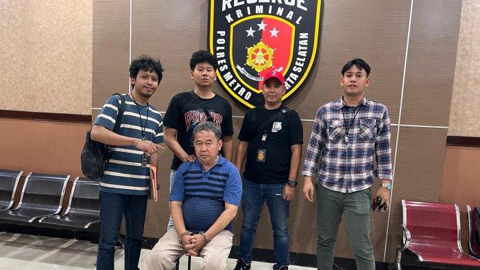 Tampang guru ngaji berinisial AF (54) yang mencabuli 10 santri di wilayah Kebon Baru, Tebet, Jakarta Selatan.