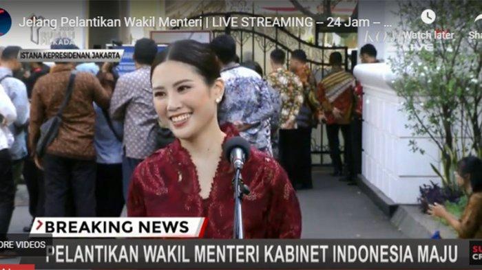 Angela Tanoesoedibjo saat diwawancarai awak media.