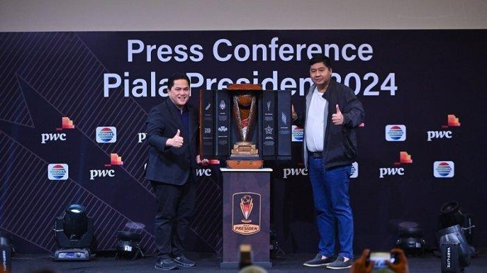 Ketua Steering Committee (SC) Piala Presiden 2024, Maruarar Sirait bersama Ketua umum PSSI Erick Thohir.