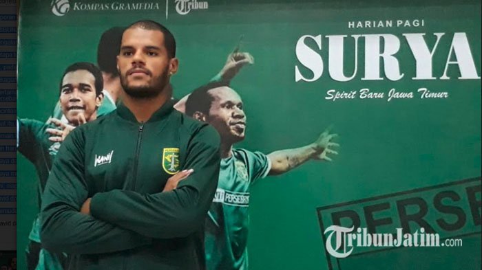 David da Silva resmi diperkenalkan sebagai prajurit baru Persebaya di Kantor Harian Surya Surabaya pada Kamis (22/3/2018)