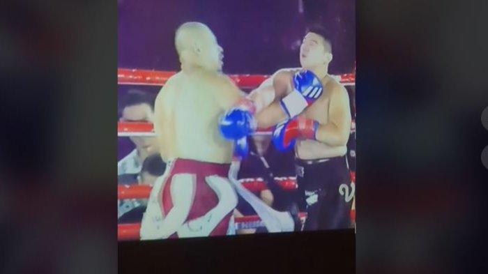 Viral video yang merekam detik-detik Codeblue mengalahkan Chef Arnold di laga tinju HW Sport Show (HSS) Series 5, pada Minggu (21/4/2024).