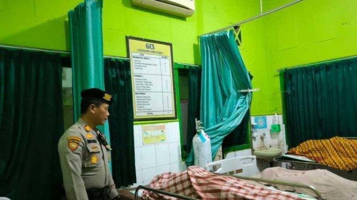 3 jenazah korban Carok di Bangkalan, berada di RSUD Syamrabu Bangkalan, Jumat (12/1/2024). Carok tersebut terjadi antara 2 orang melawan 4 orang.