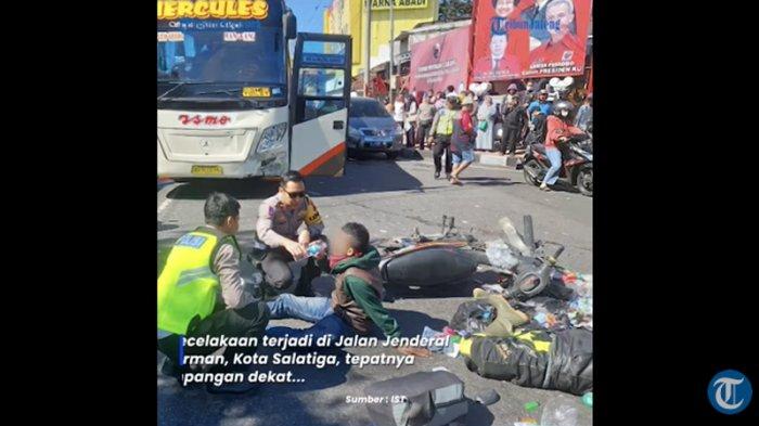 Peristiwa kecelakaan hari ini di Kota Salatiga, pemotor yang hendak berbelok ditabrak bus pada Senin (10/7/2023).