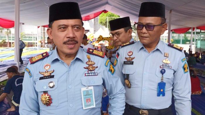 Kepala Kanwilkumham DKI Jakarta Ibnu Chuldun saat memberi keterangan di Lapas Cipinang, Jakarta Timur, Sabtu (22/4/2023).
