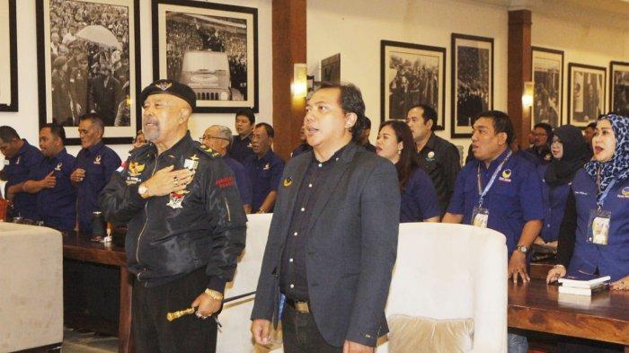 Ketua DPP BAHU Partai Nasdem, Taufik Basari, bersama Gubernur Akademi Bela Negara (ABN) Partai Nasdem, IGK Manila dalam Rakornas persiapan kemungkinan sengketa Pemilihan Umum April 2019.