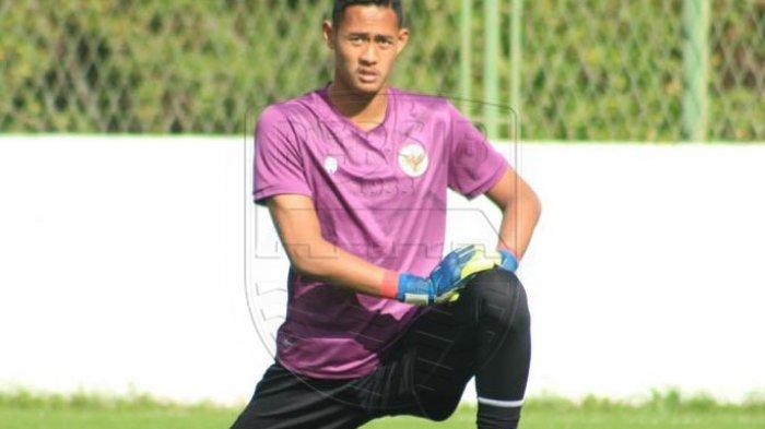 Kiper Erlangga Setyo