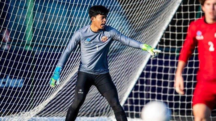 Kiper Persija Jakarta Adre Arido Geovani