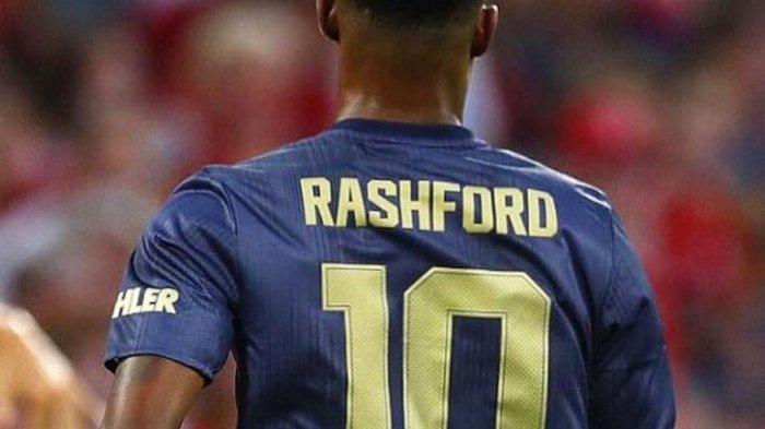 Marcus Rashford kenakan nomor punggung 10