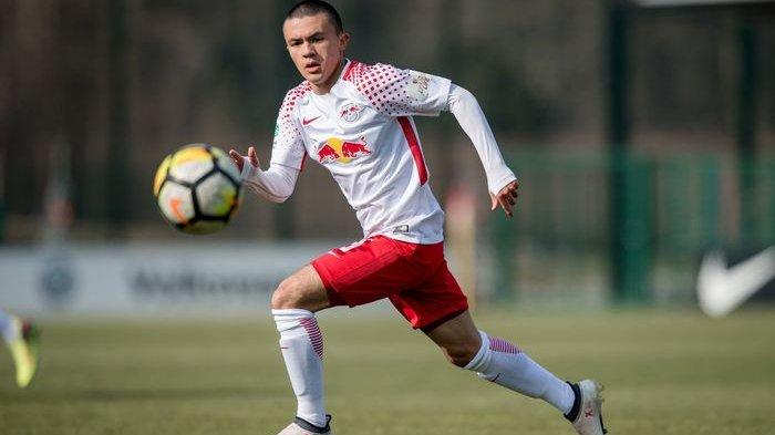 Pemain asal FIlipina, Oliver Bias saat membela RB Leipzig