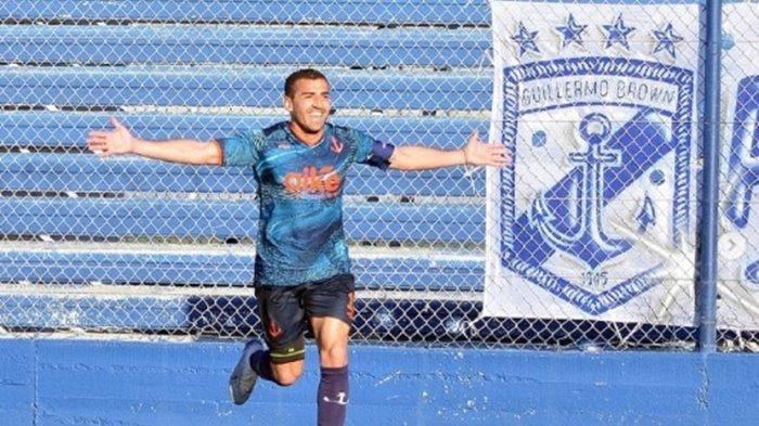 Persija Jakarta dikabarkan tengah menggoda bek muda asal negara yang jarang terjamah klub Liga 1, Uruguay yakni Mauro Fernandez.