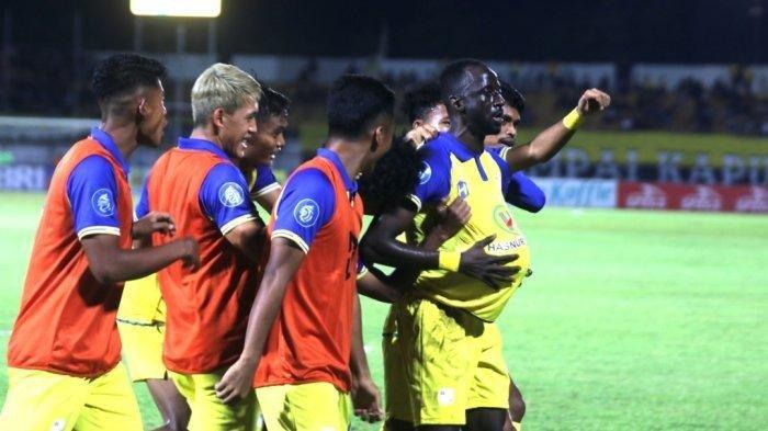 Makan Konate merayakan gol yang dicetaknya dalam laga Barito Putera vs Persik Kediri, Rabu (19/8/2023) di Stadion Demang Lehman, Martapura. Barito Putera menang 2-0 pada laga pekan 9 Liga 1 tersebut.