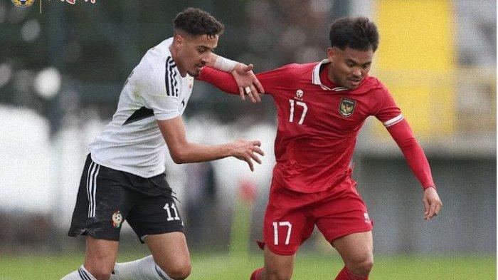 Pertandingan uji coba antara Timnas Indonesia melawan Libya berlangsung di Mardan Sports Complex, Turki, waktu kick off pukul 20.00 WIB.