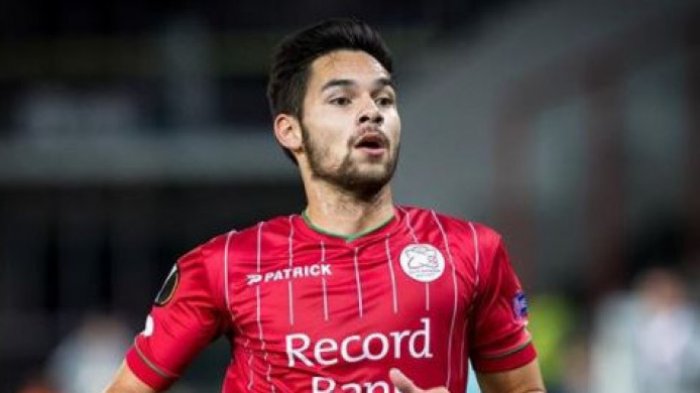 Gelandang Zulte Waregem, Sandy Walsh.