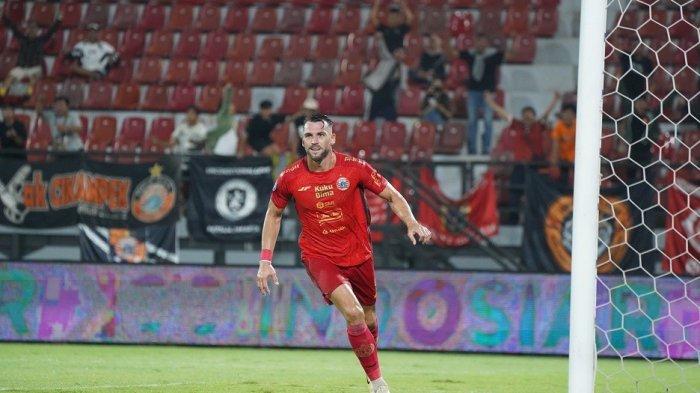 Selebrasi penyerang Marko Simic usai mencetak gol untuk Persija Jakarta di kompetisi Liga 1.