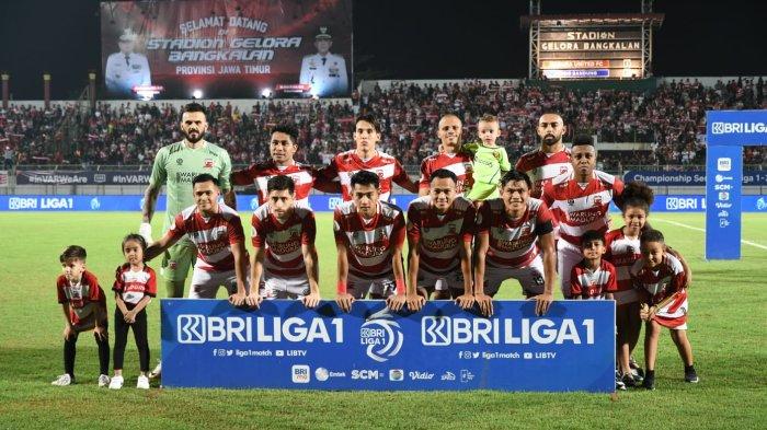Final Liga 1 Leg 2 laga Madura United vs Persib Bandung yang berlangsung di Stadion Gelora Bangkalan, Jumat (31/5/2024) malam. Pertandingan ini menjadi penentuan tim yang berhak menjadi kampiun Liga 1 2023/2024.