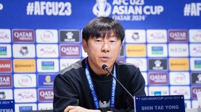 Pelatih Timnas Indonesia, Shin Tae-yong menghadiri jumpa pers Piala Asia U-23 2024.