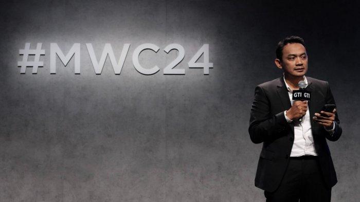 Direktur Network Telkomsel, Indra Mardiatna mewakili Telkomsel menerima penghargaan Kategori Innovative 5G Service and Application pada ajang GTI Awards 2024 dan menyampaikan apresiasi bahwa penghargaan yang kami raih ini menjadi pemacu bagi Telkomsel untuk terus mendorong pemanfaatan jaringan broadband terkini 5G dalam menciptakan lebih banyak solusi dan inovasi guna meningkatkan kualitas layanan sekaligus mendorong kemajuan bangsa.