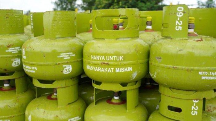 TABUNG GAS 3 KG. Pertamina Patra Niaga menyiapkan akses link titik terdekat pangkalan LPG 3 kg yang berada disekitar lokasi masyarakat