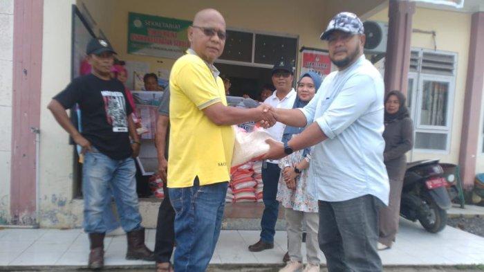 PT Perkebunan Nusantara (PTPN) IV Regional 4 Jambi (eks PTPN 6), melalui Kebun PLK di Sumbar membantu korban banjir di Sumbar.