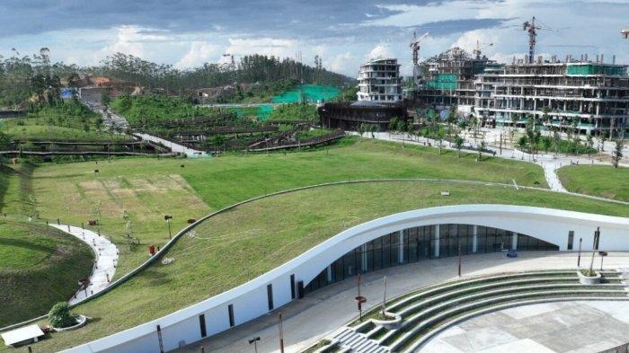 SUMBU KEBANGSAAN- Pembangunan Sumbu Kebangsaan yang dibangun sejak Desember 2020 telah rampung dikerjakan berlokasi strategis di antara Istana Garuda dan Taman Kusuma Bangsa, kawasan seluas 11,14 hektare ini telah disulap menjadi ruang publik, Senin (3/2/2025).