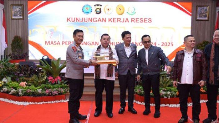Polda Jambi menjadi tuan rumah kegiatan kunjungan kerja Reses Komisi III DPR RI di Provinsi Jambi masa persidangan I Tahun Sidang 2024-2025 pada Senin (09/12/2024)