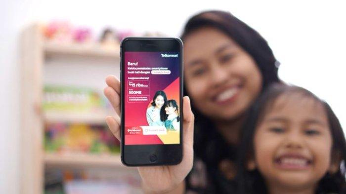 Telkomsel Luncurkan ProtekSi Kecil - Dengan ProtekSi Kecil, orang tua dapat dengan mudah menyaring konten berbahaya, membatasi waktu penggunaan internet, serta menerima laporan aktivitas daring anak secara berkala.