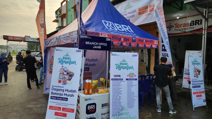 BRI Branch Office Jambi melaksanakan program Pasar Ramadhan 2024 di Pasar Angso Duo Baru dimulai kemarin Rabu 13 Maret 2024 dan berakhir 30 April 2024 dengan mengambil tema “Pasar Ramadhan Berbagi Berkah : Dagang Mudah Belanja Murah”.