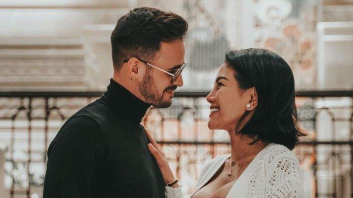 Antonio Dedola dan Nikita Mirzani